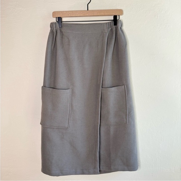 Cozy Earth Waffle Bath Towel Wrap Grey size XL / XXL - Picture 7 of 7
